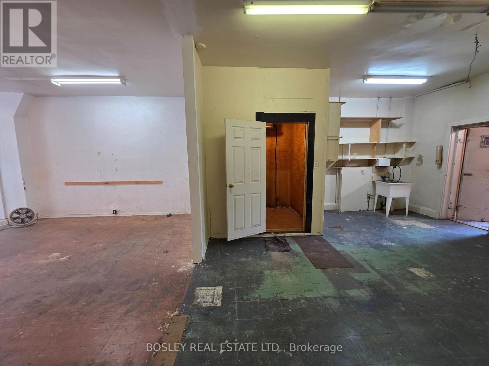 21 St. John's Road, Toronto, Ontario M6P 1T7 - Photo 13 - W13182314