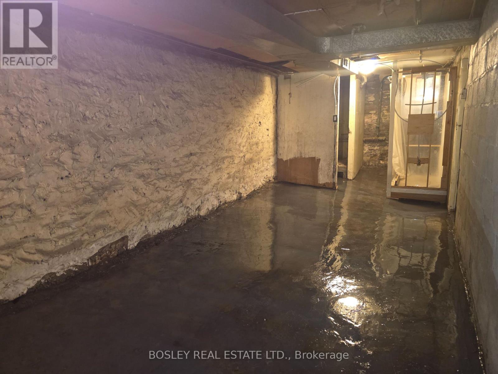 21 St. John's Road, Toronto, Ontario  M6P 1T7 - Photo 30 - W13182314