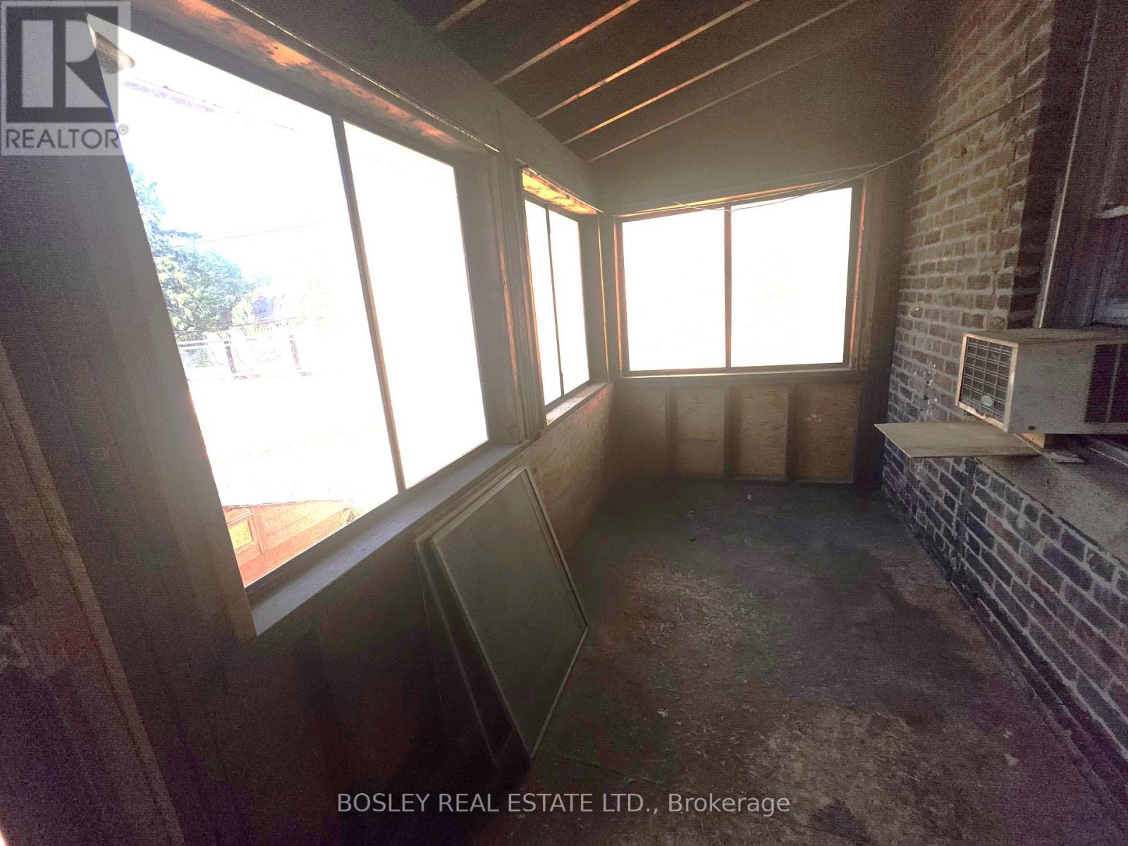 21 St. John's Road, Toronto, Ontario  M6P 1T7 - Photo 45 - W13182314
