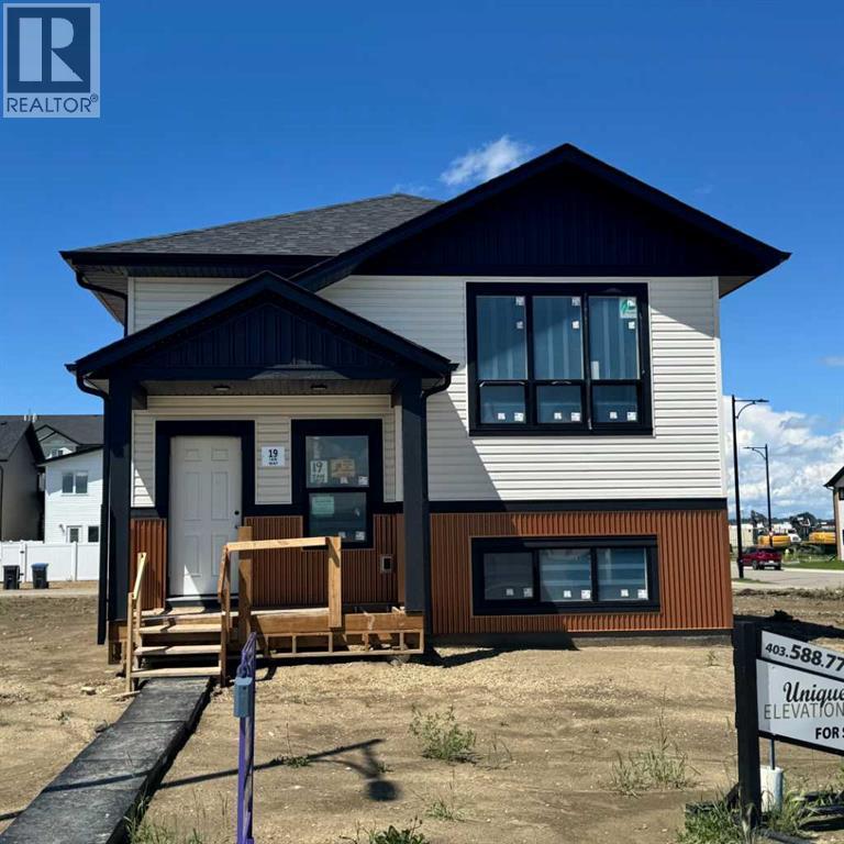 19 Ian Way, Sylvan Lake