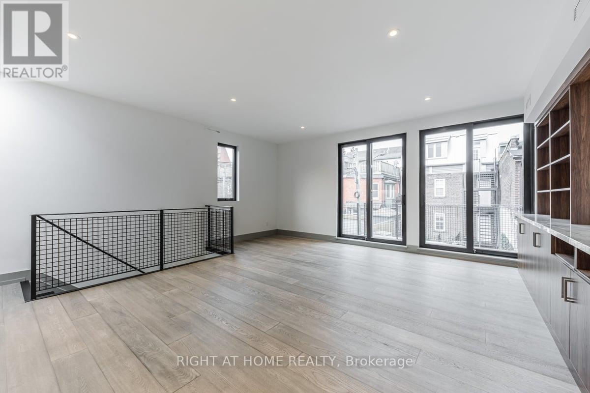 Laneway Suite - 60 Winchester Street, Toronto, Ontario  M4X 1A9 - Photo 12 - C13552970