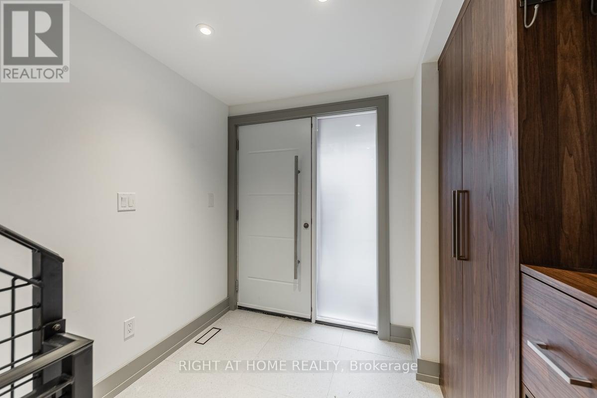 Laneway Suite - 60 Winchester Street, Toronto, Ontario  M4X 1A9 - Photo 9 - C13552970