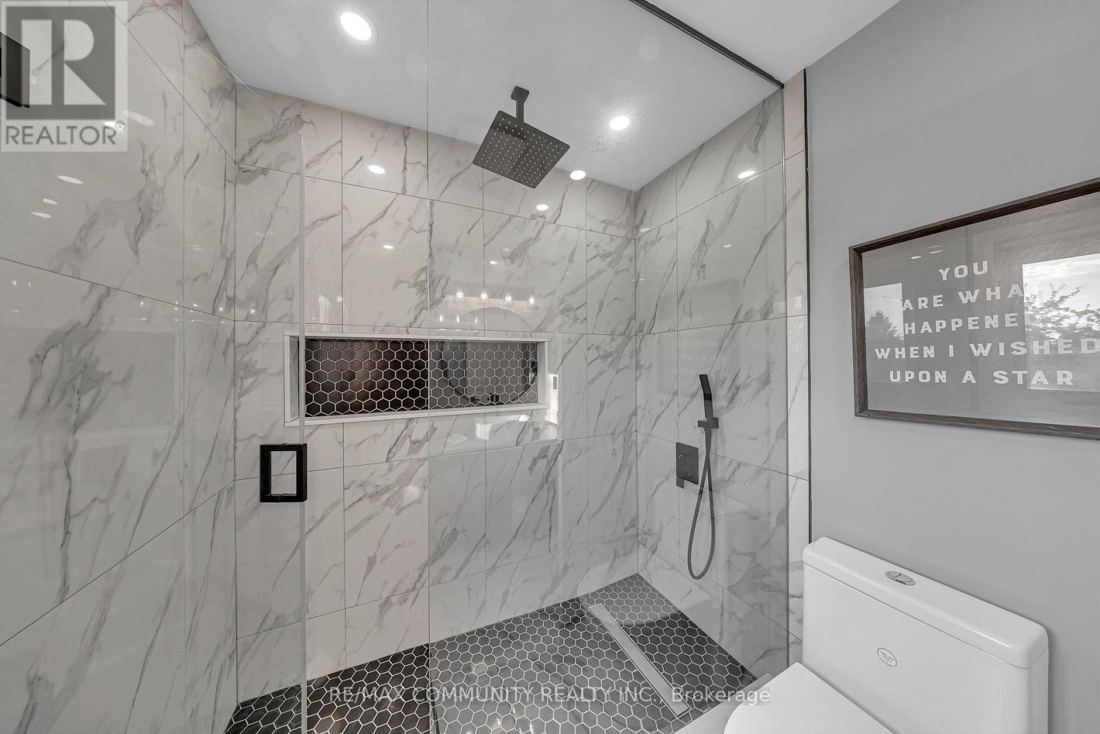 2387 Denvale Drive, Pickering, Ontario  L1X 2H6 - Photo 35 - E13552982