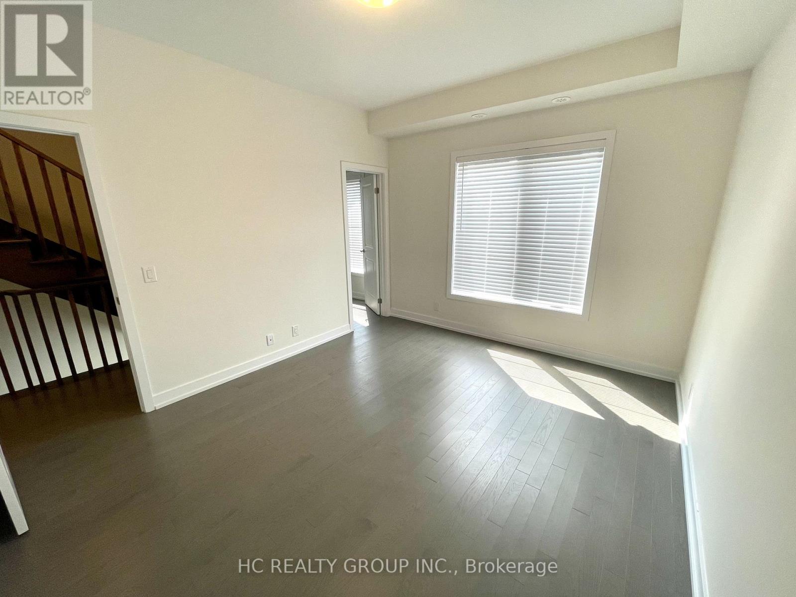 24 Guardhouse Crescent, Markham, Ontario L6C 3J8 - Photo 6 - N13552996