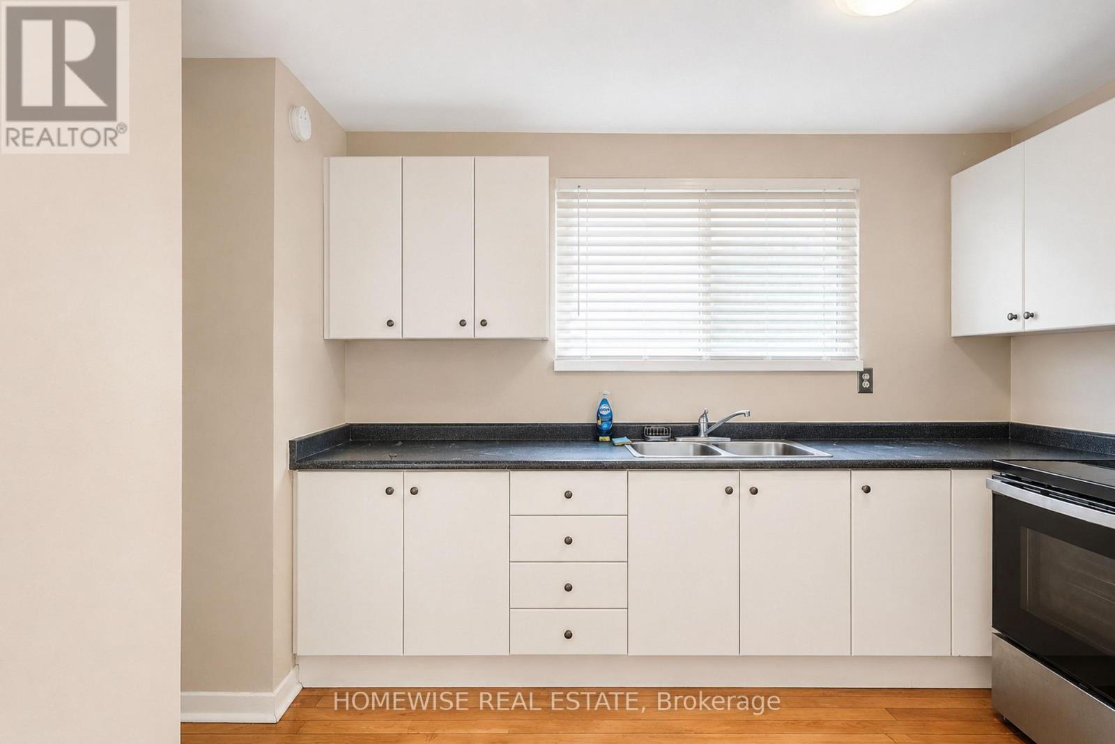 33 - 1350 Winding Trail, Mississauga, Ontario  L4Y 2T8 - Photo 18 - W13552934