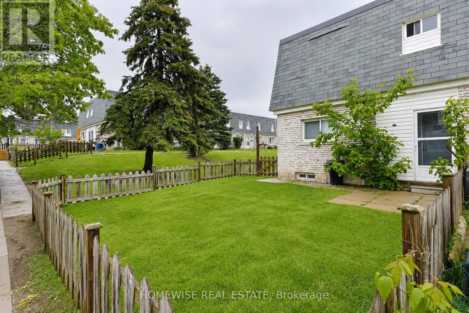 33 - 1350 Winding Trail, Mississauga, Ontario  L4Y 2T8 - Photo 39 - W13552934
