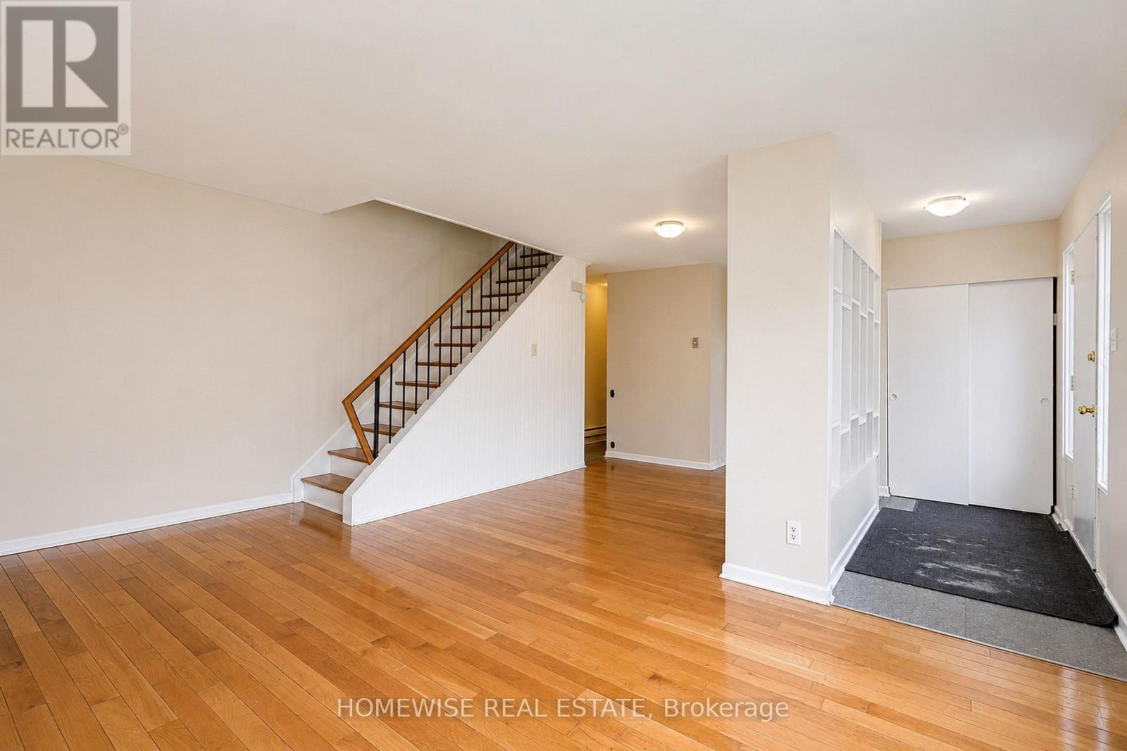 33 - 1350 Winding Trail, Mississauga, Ontario  L4Y 2T8 - Photo 9 - W13552934