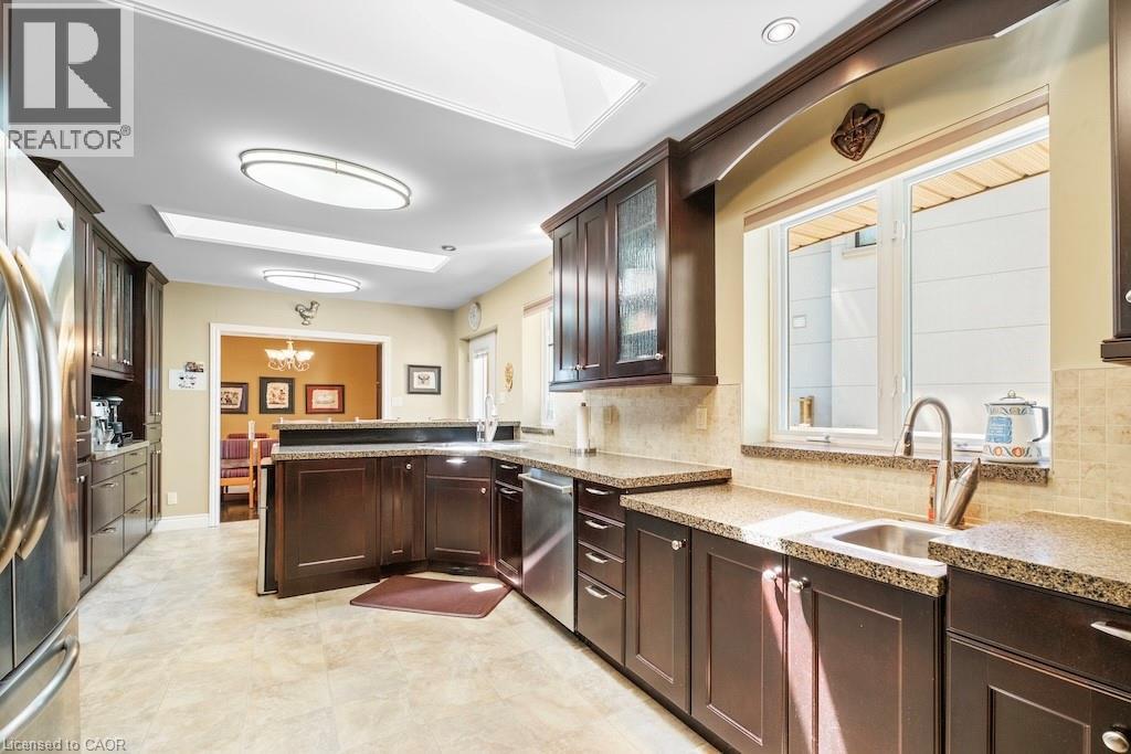 583 Stephens Crescent, Oakville, Ontario  L6K 1Y2 - Photo 10 - 40847189
