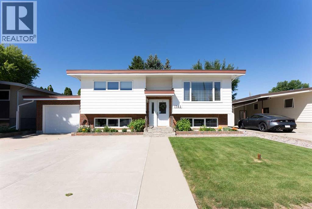 1142 24 Street N, Lethbridge