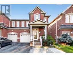 54 BOUNDBROOK DRIVE, Brampton, Ontario