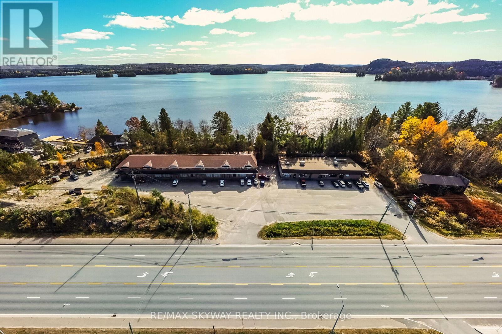 233 Highway 60, Huntsville, Ontario  P1H 1C2 - Photo 2 - X13553018