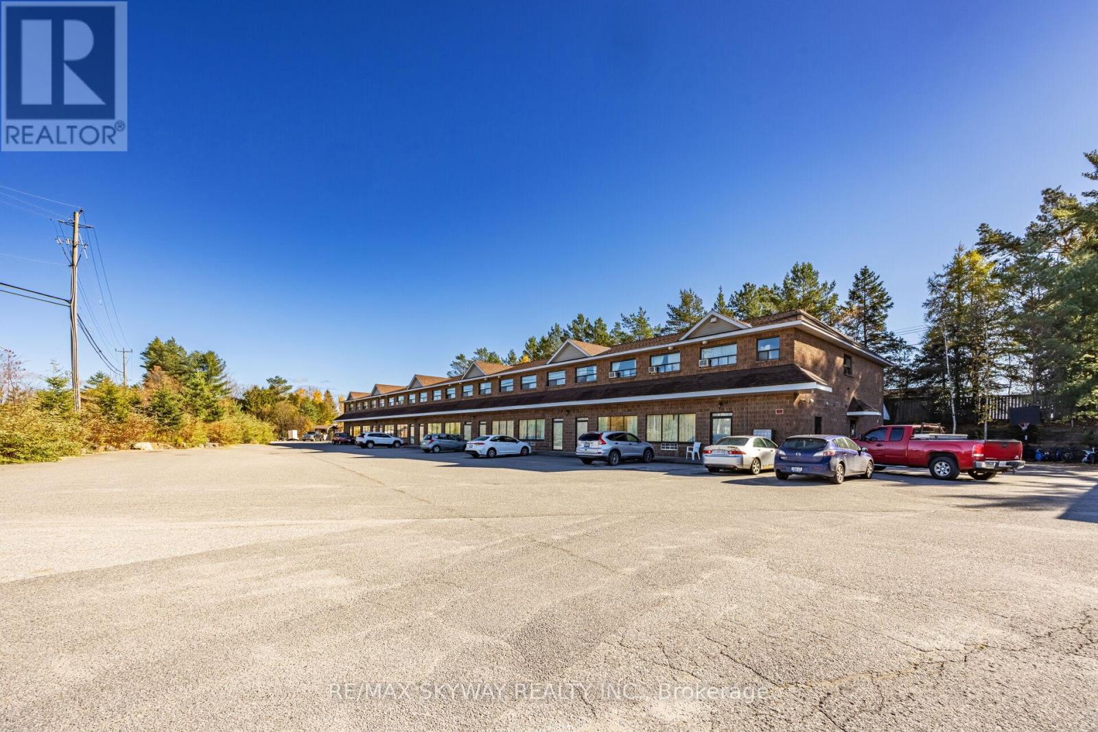 233 Highway 60, Huntsville, Ontario  P1H 1C2 - Photo 6 - X13553018
