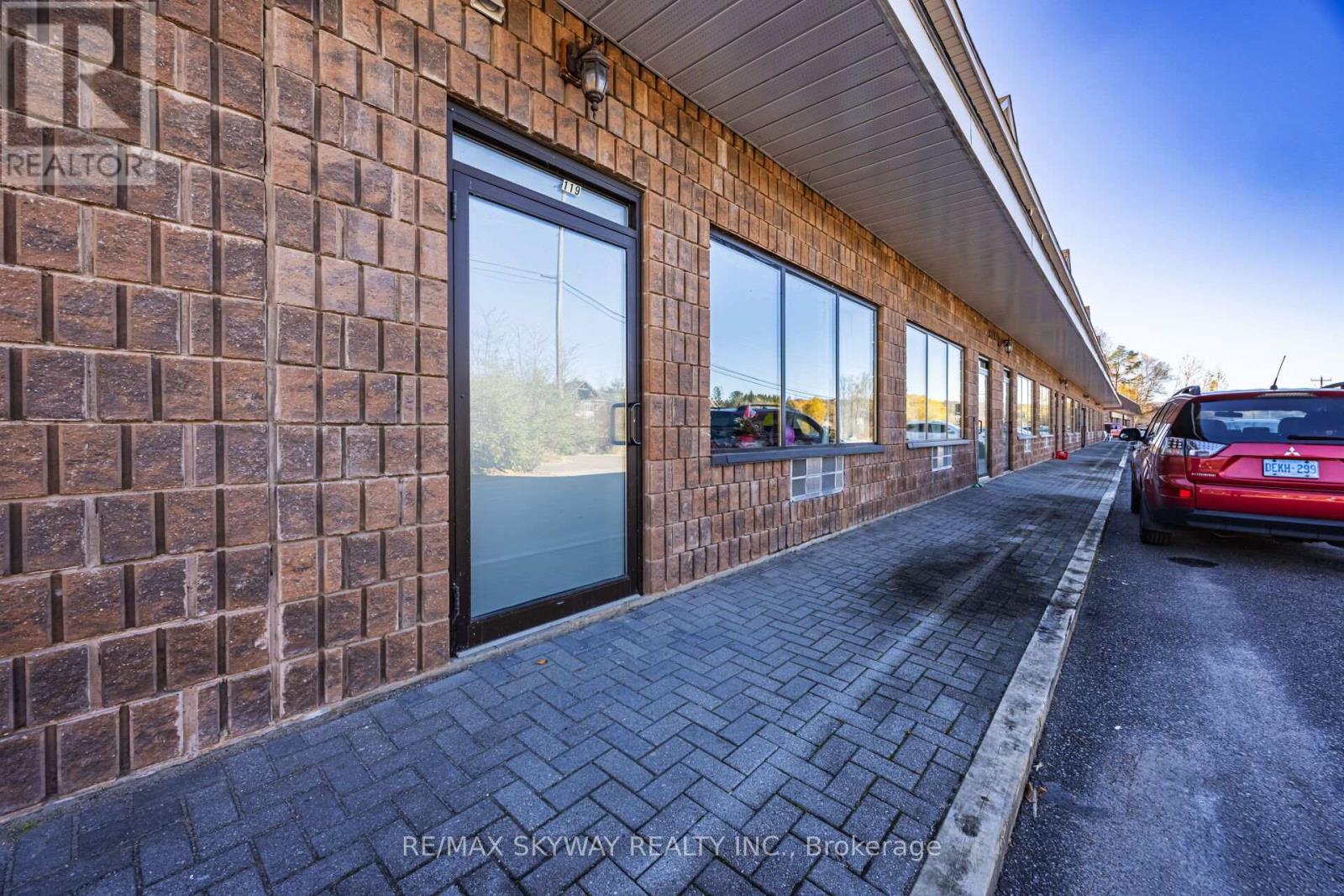 233 Highway 60, Huntsville, Ontario  P1H 1C2 - Photo 9 - X13553018