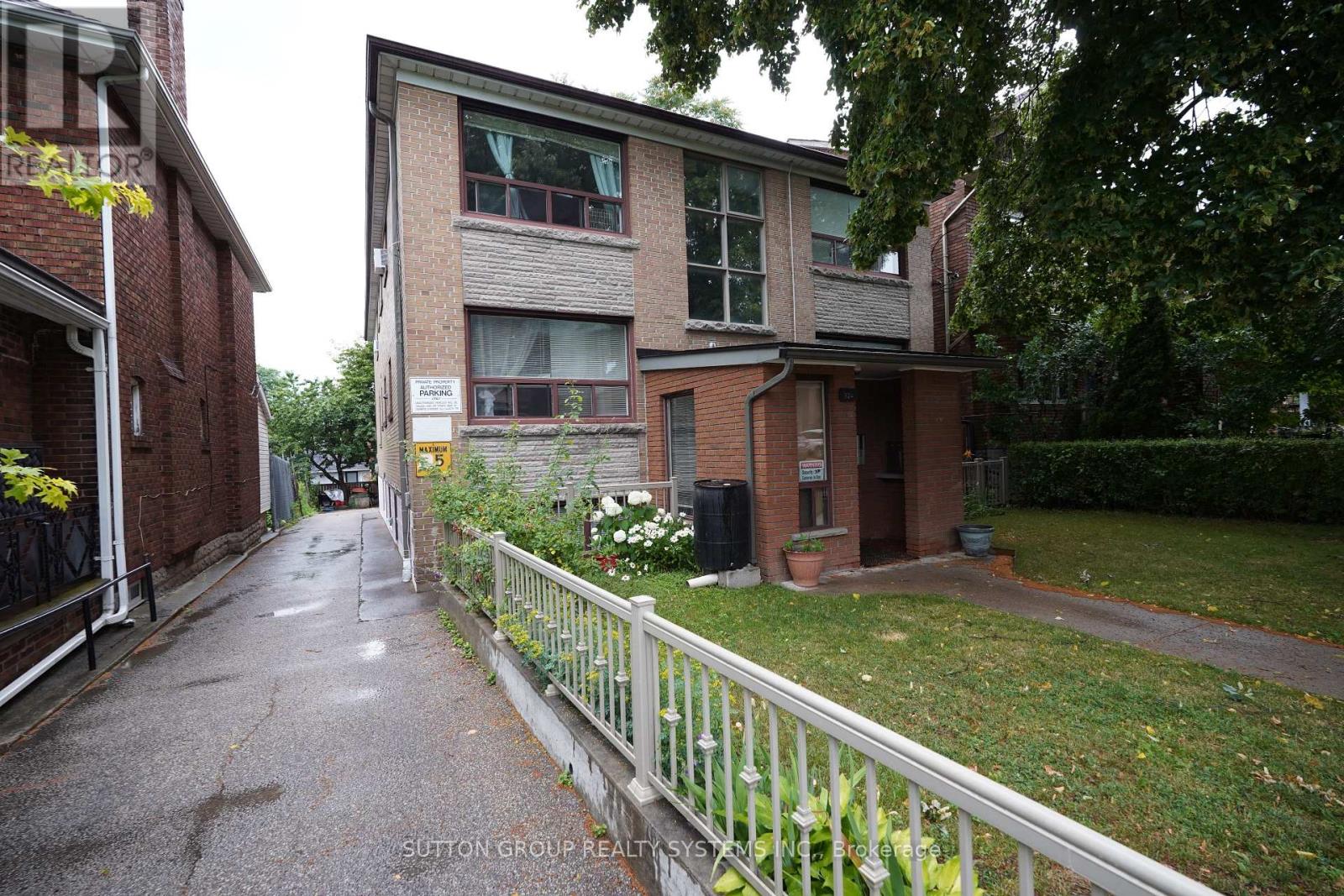 324 LAUDER AVENUE, Toronto, Ontario
