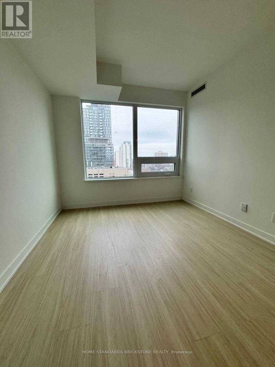 1911 - 8 Wellesley Street W, Toronto, Ontario  M4Y 0J5 - Photo 13 - C13544330