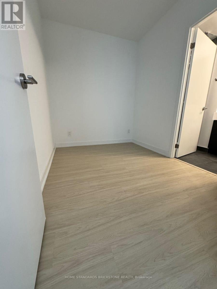 1911 - 8 Wellesley Street W, Toronto, Ontario  M4Y 0J5 - Photo 26 - C13544330