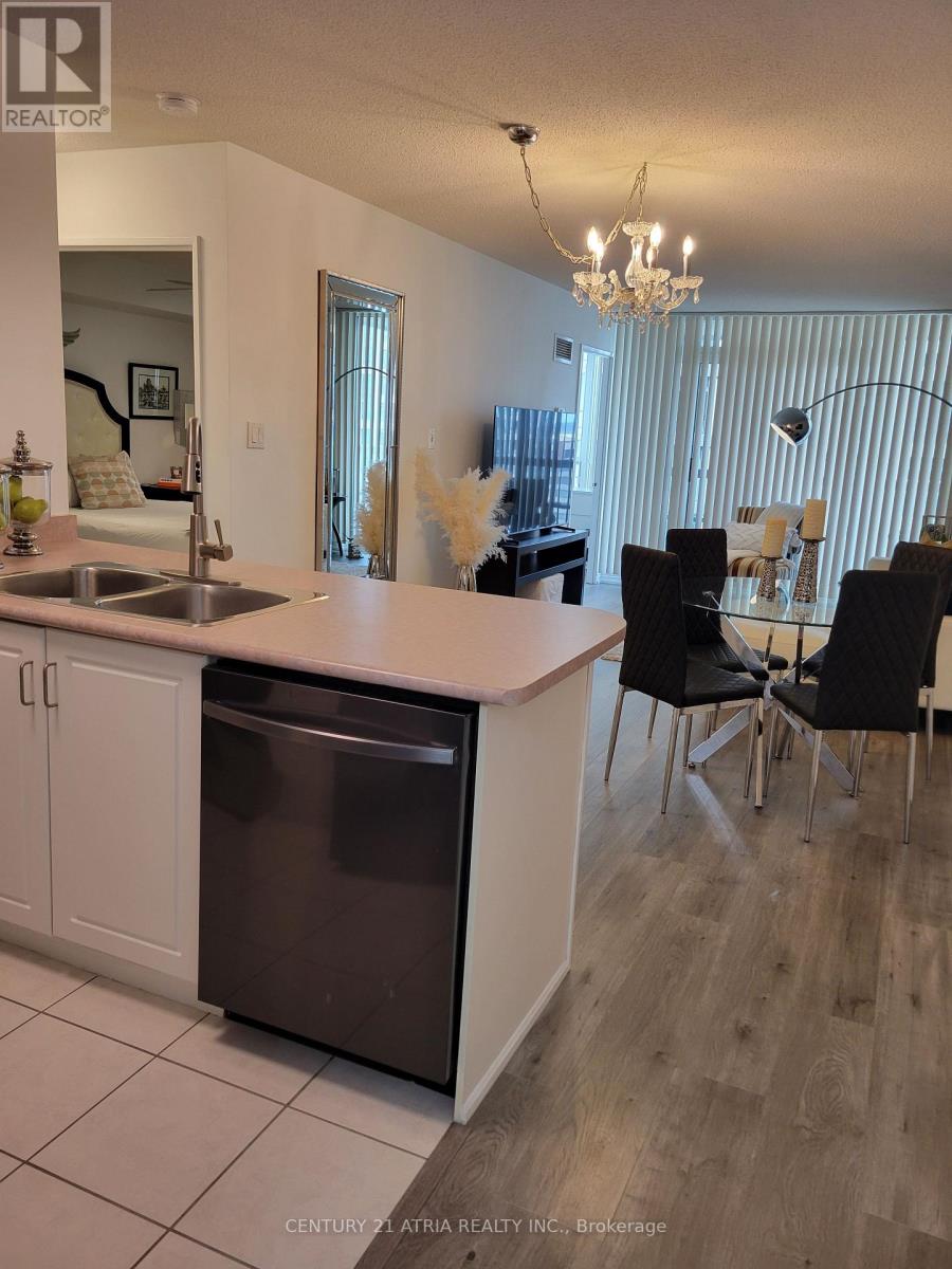 1801 - 156 Enfield Place, Mississauga, Ontario  L5B 4L8 - Photo 6 - W13548620
