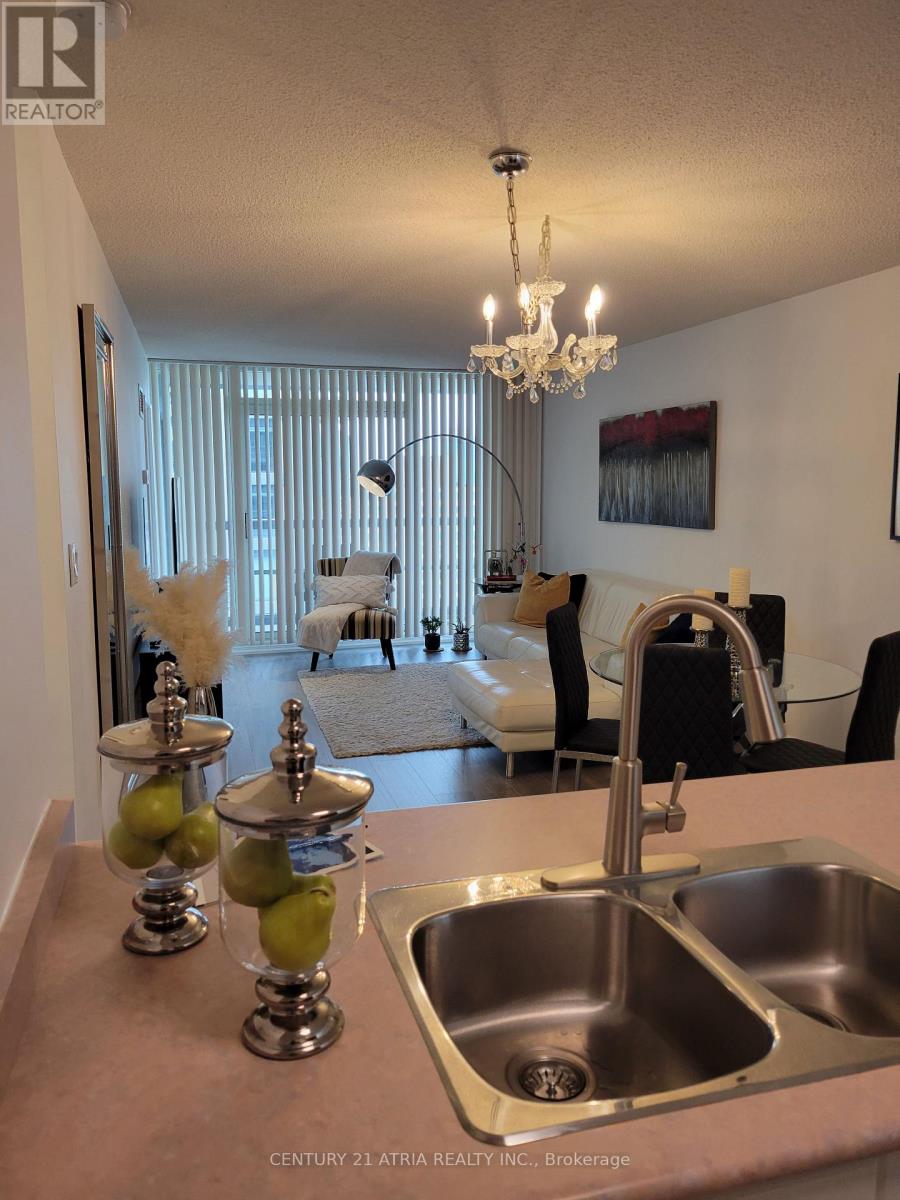 1801 - 156 Enfield Place, Mississauga, Ontario  L5B 4L8 - Photo 9 - W13548620