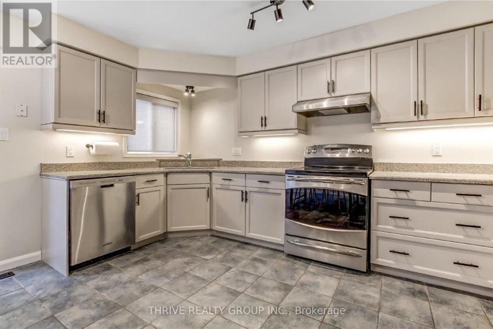 2 - 609 Colborne Street, London East, Ontario  N6B 2V3 - Photo 5 - X13553088