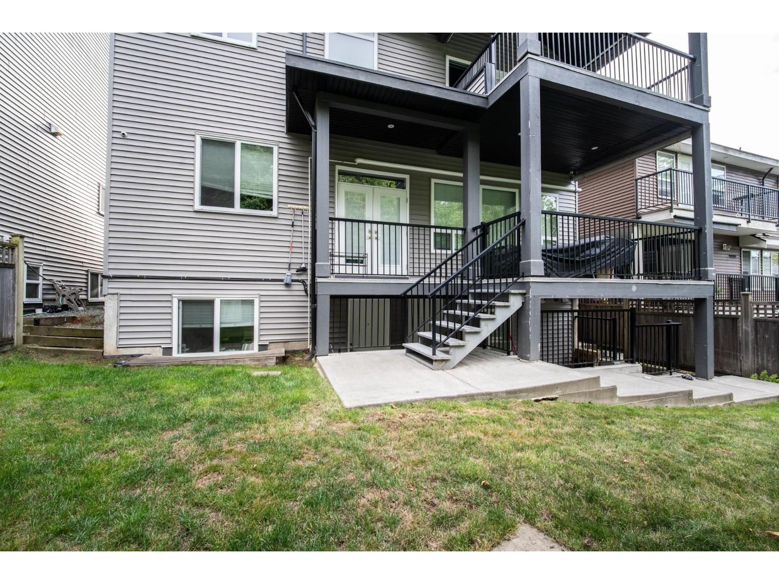 6176 140 STREET — photo 29