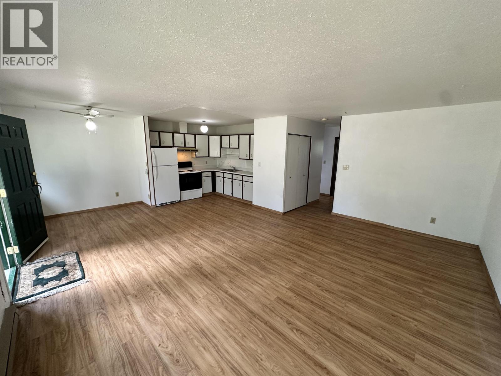 459 Evergreen Crescent, 100 Mile House, British Columbia  V0K 2E0 - Photo 17 - R3145314