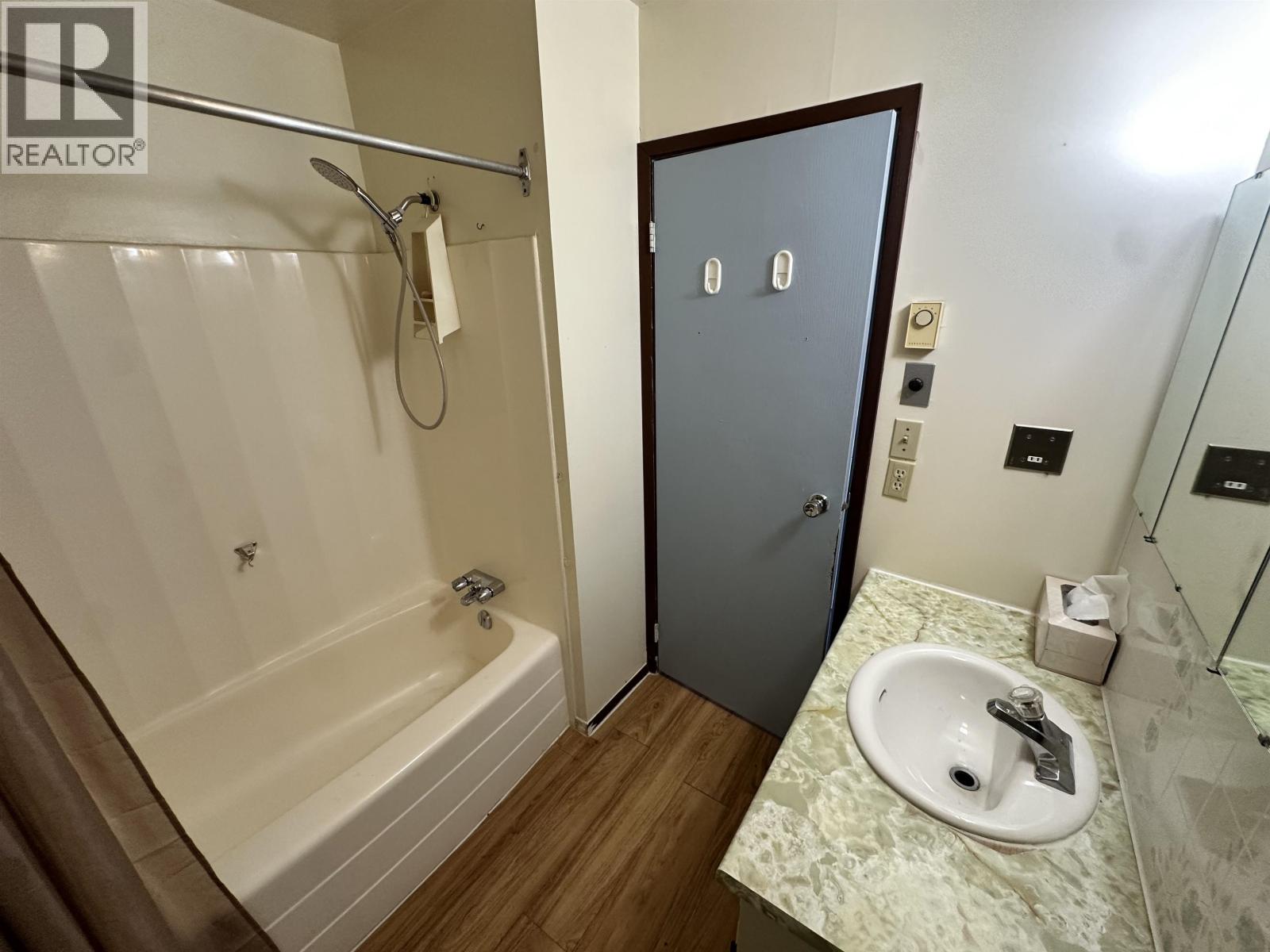 459 Evergreen Crescent, 100 Mile House, British Columbia  V0K 2E0 - Photo 23 - R3145314