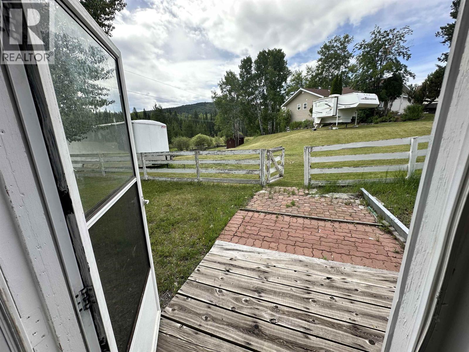 459 Evergreen Crescent, 100 Mile House, British Columbia  V0K 2E0 - Photo 28 - R3145314