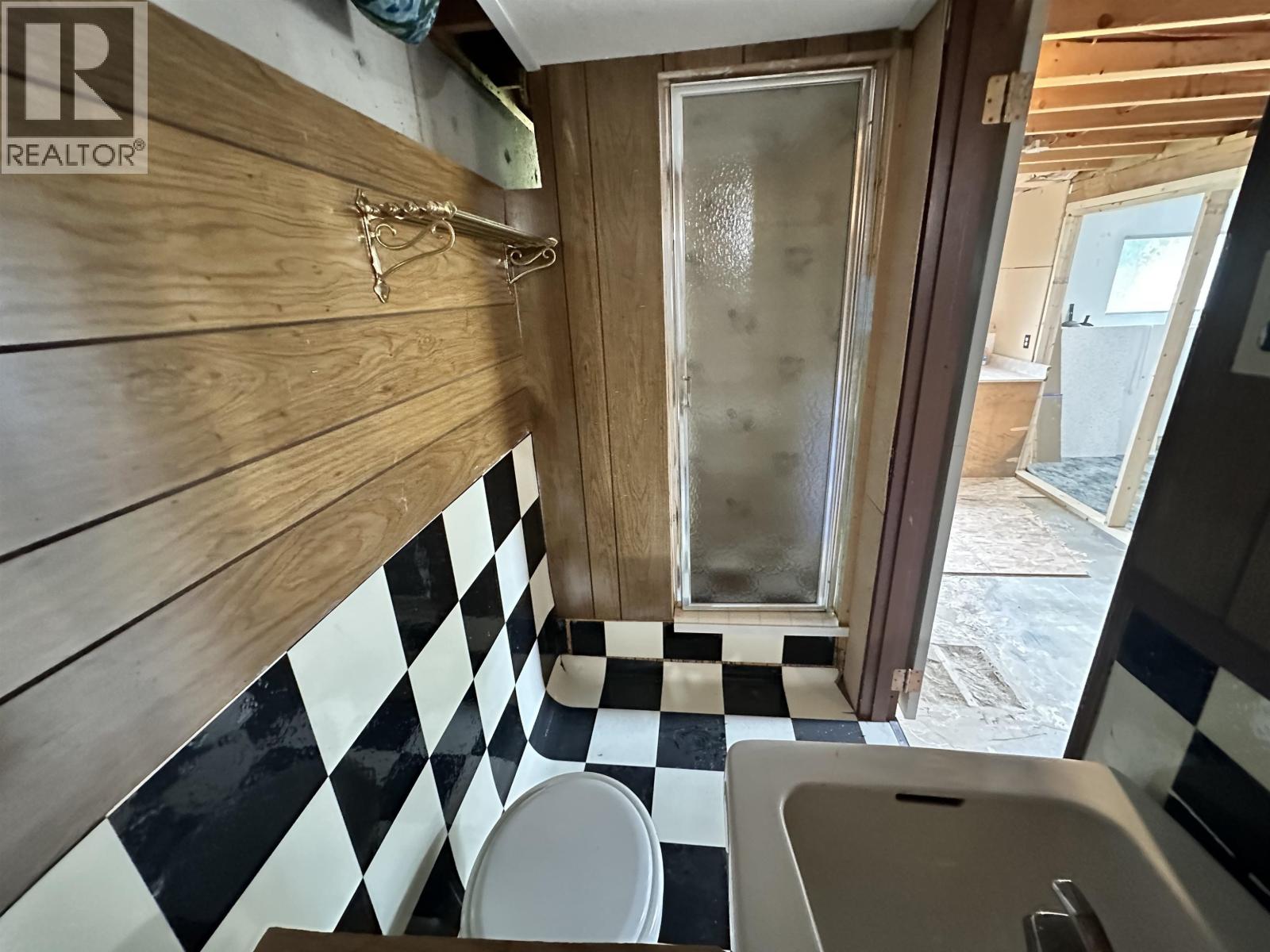 459 Evergreen Crescent, 100 Mile House, British Columbia  V0K 2E0 - Photo 35 - R3145314