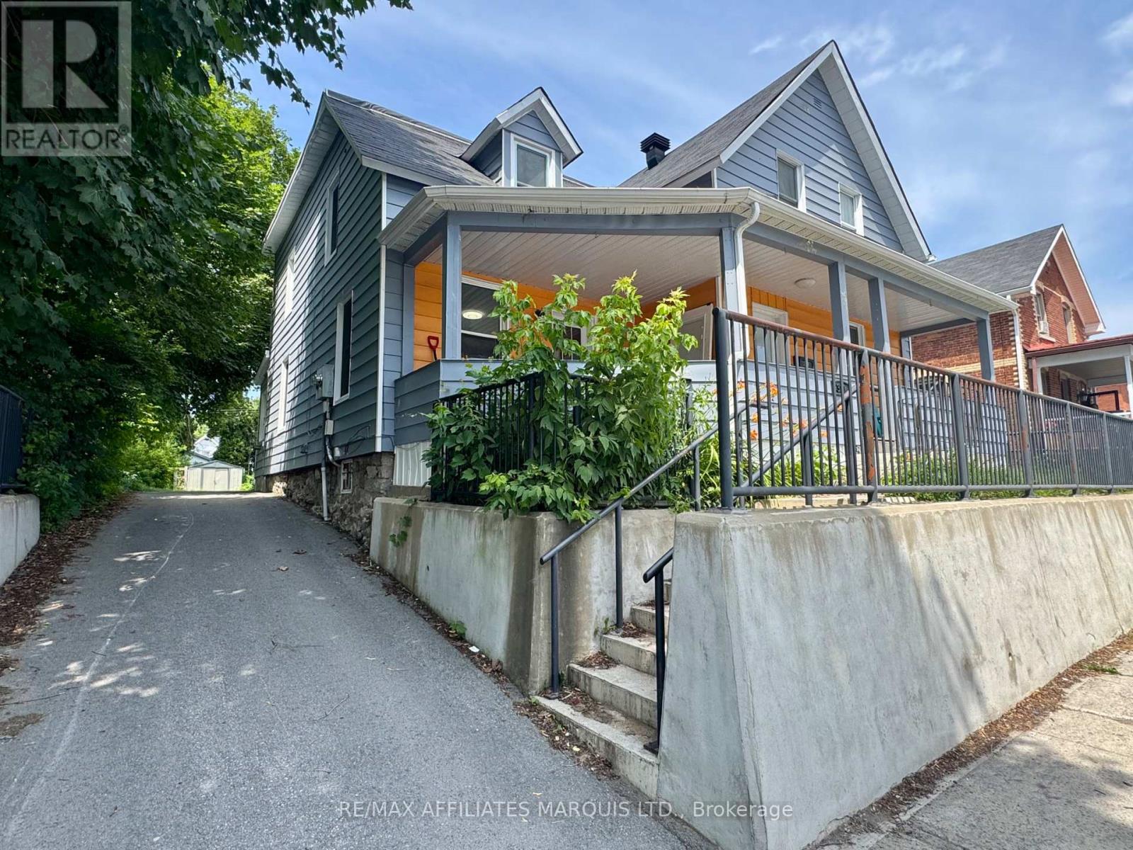 321 WATER STREET E