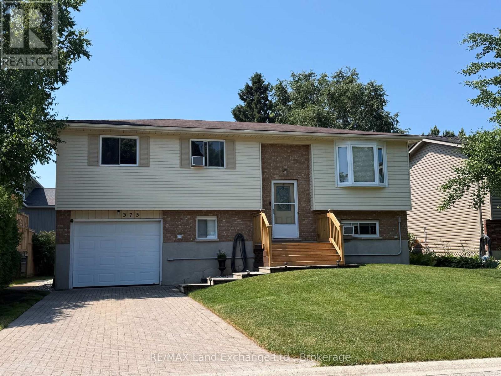 375 LANSDOWNE STREET, Saugeen Shores, Ontario