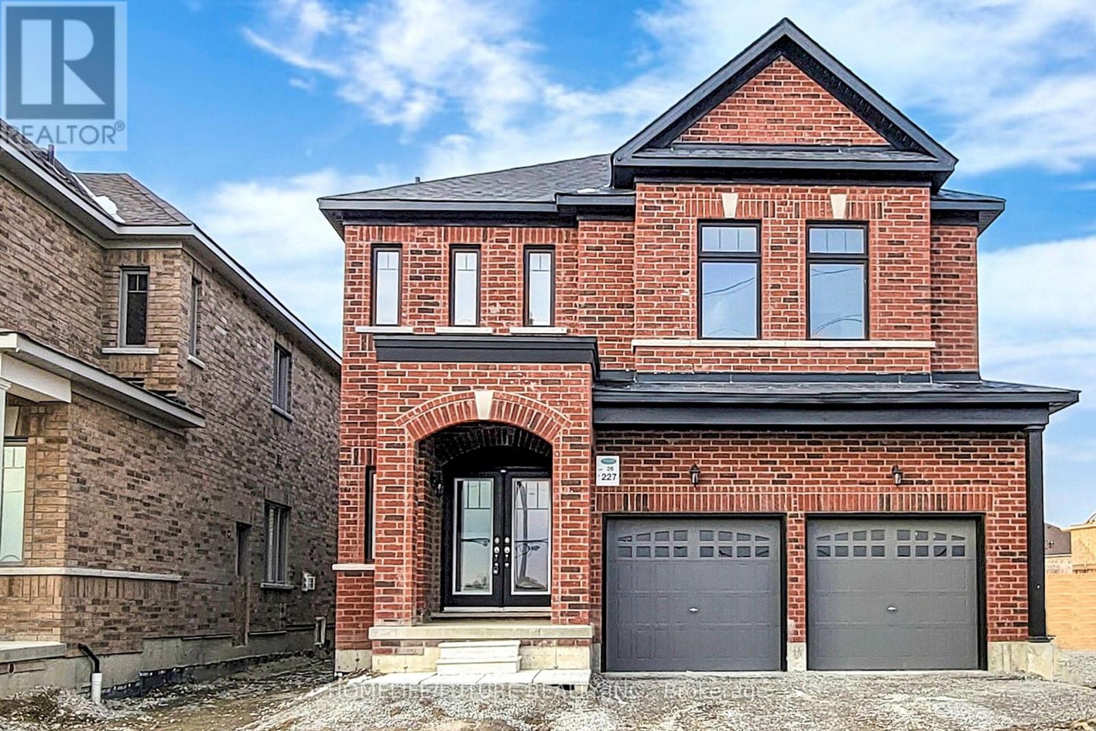 227 Heritage Street, Bradford West Gwillimbury (Bradford), Ontario  L3Z 4M6 - Photo 1 - N13553114