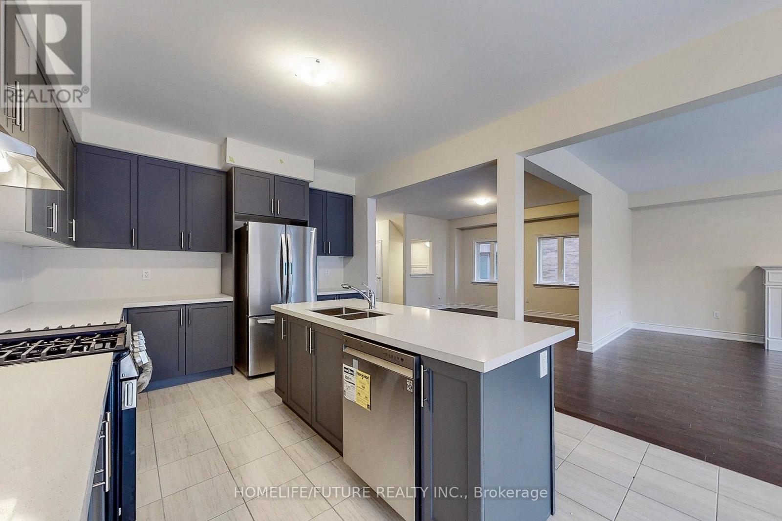 227 Heritage Street, Bradford West Gwillimbury (Bradford), Ontario  L3Z 4M6 - Photo 13 - N13553114