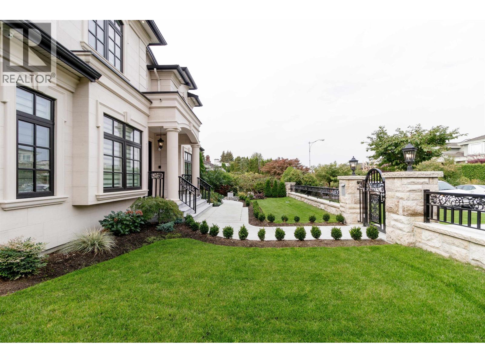 1196 W 48th Avenue, Vancouver, British Columbia  V6M 2N7 - Photo 2 - R3145148