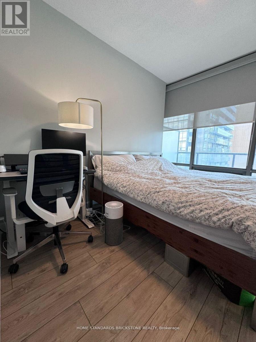 1708 - 832 Bay Street, Toronto, Ontario  M5S 1Z6 - Photo 16 - C13530178