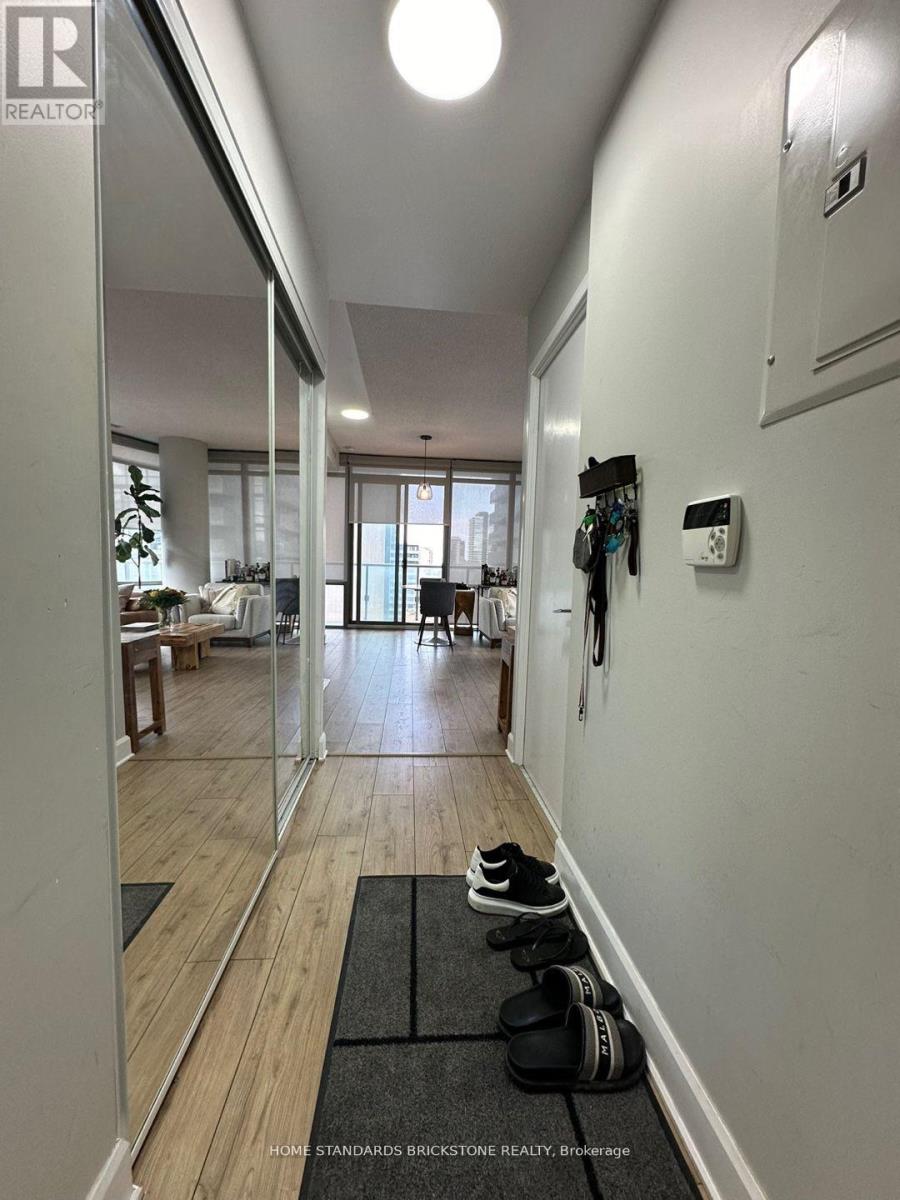 1708 - 832 Bay Street, Toronto, Ontario  M5S 1Z6 - Photo 26 - C13530178
