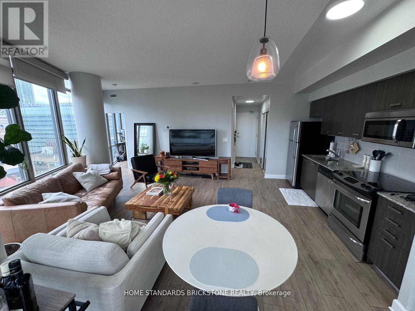 1708 - 832 Bay Street, Toronto, Ontario  M5S 1Z6 - Photo 4 - C13530178