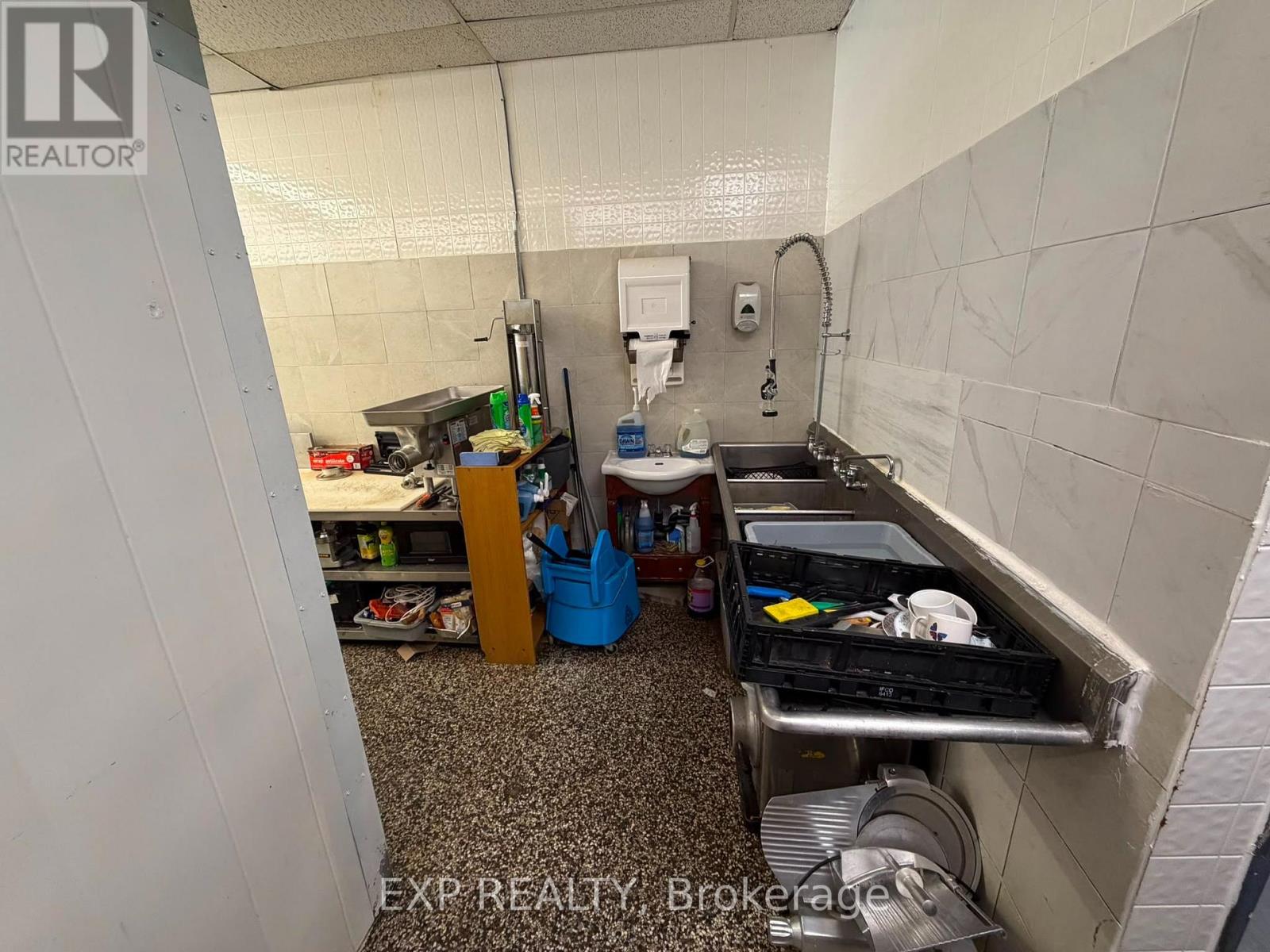 109 Mann Avenue E, Ottawa, Ontario K1N 5A4 - Photo 4 - X13526922