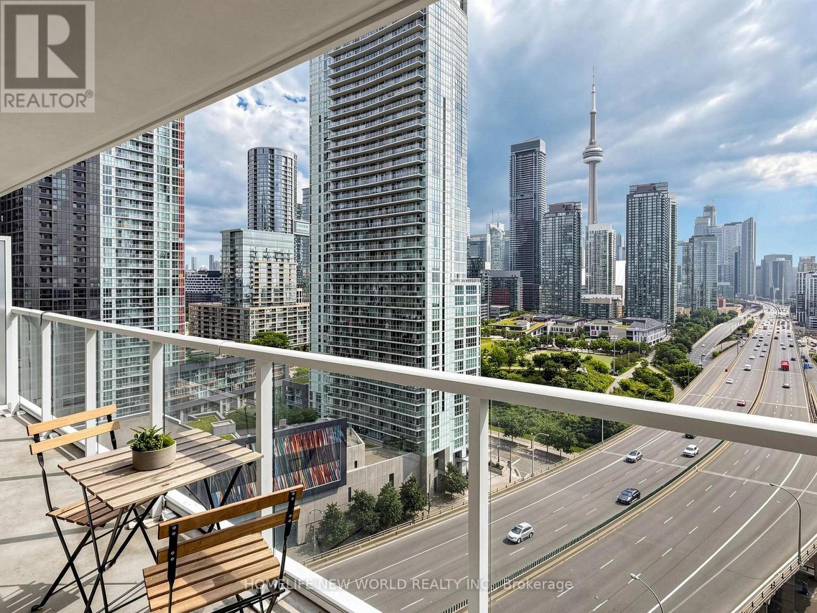 2011 - 17 Bathurst Street, Toronto, Ontario  M5V 0N1 - Photo 18 - C13553186