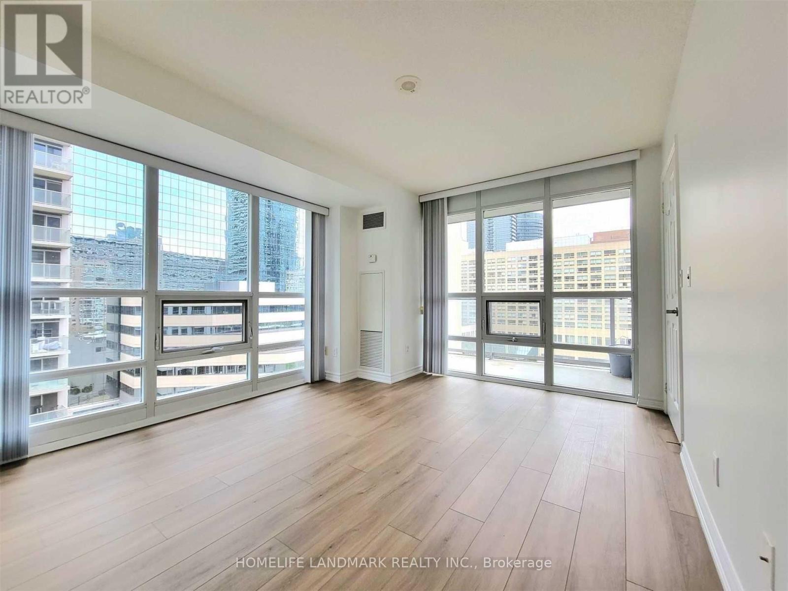 402 - 761 Bay Street, Toronto, Ontario  M5G 2R2 - Photo 9 - C13553200