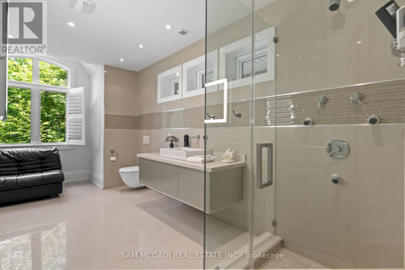 2014 Heartwood Court, Mississauga, Ontario  L5C 4P7 - Photo 30 - W13553166