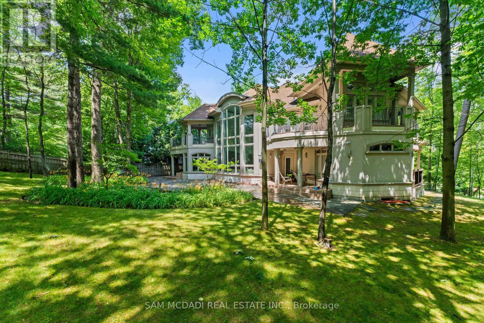2014 Heartwood Court, Mississauga, Ontario  L5C 4P7 - Photo 44 - W13553166