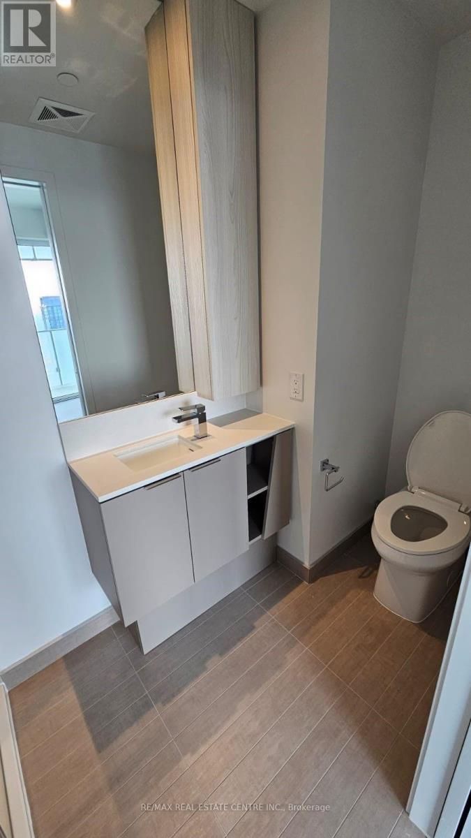 4709 - 3900 Confederation Parkway, Mississauga, Ontario  L5B 0M3 - Photo 14 - W13553176