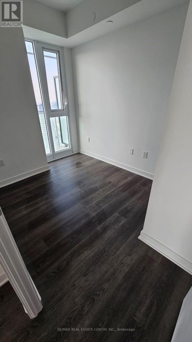 4709 - 3900 Confederation Parkway, Mississauga, Ontario  L5B 0M3 - Photo 5 - W13553176