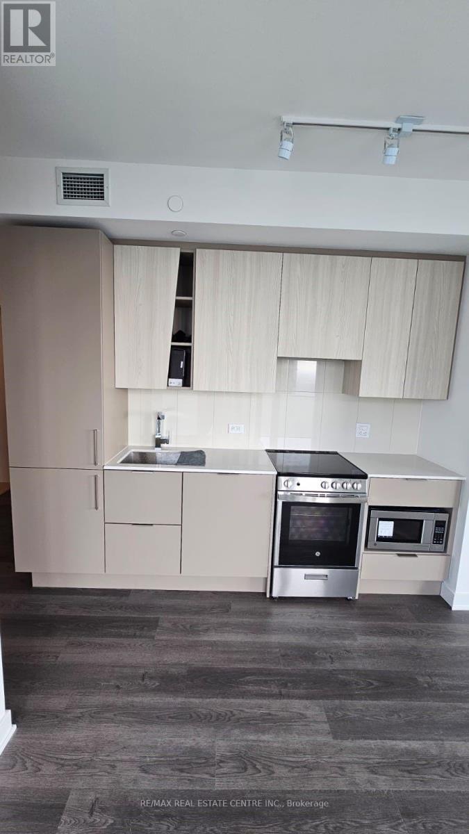 4709 - 3900 Confederation Parkway, Mississauga, Ontario  L5B 0M3 - Photo 8 - W13553176
