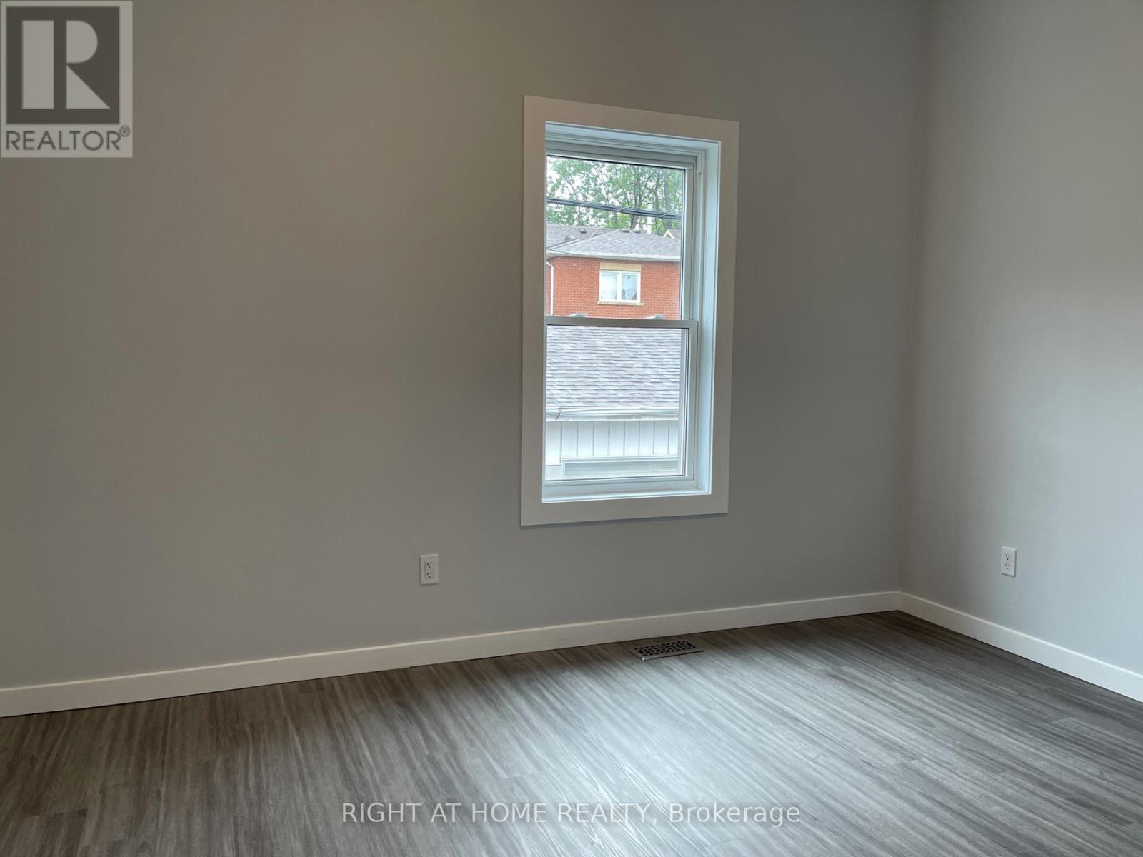 Laneway Suite - 980 Ossington Avenue, Toronto, Ontario  M6G 3V7 - Photo 5 - W13553178