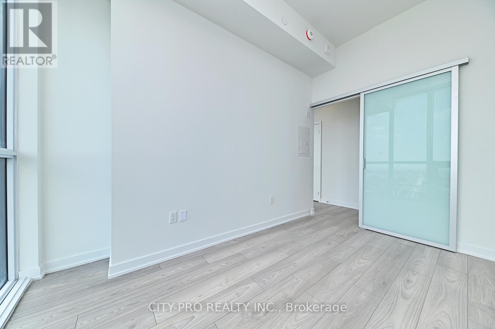 3111 - 1 Fairview Rd E Road E, Mississauga, Ontario  L5A 0B4 - Photo 15 - W13553226