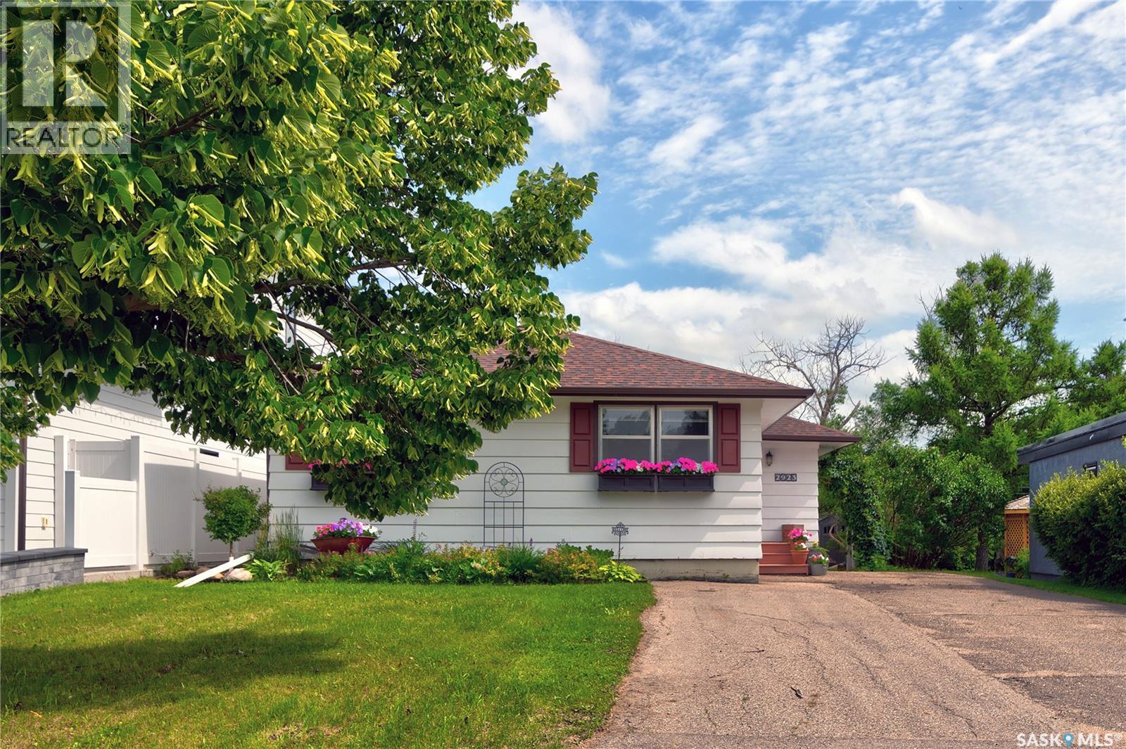 2923 Quinn DRIVE, Regina, Saskatchewan