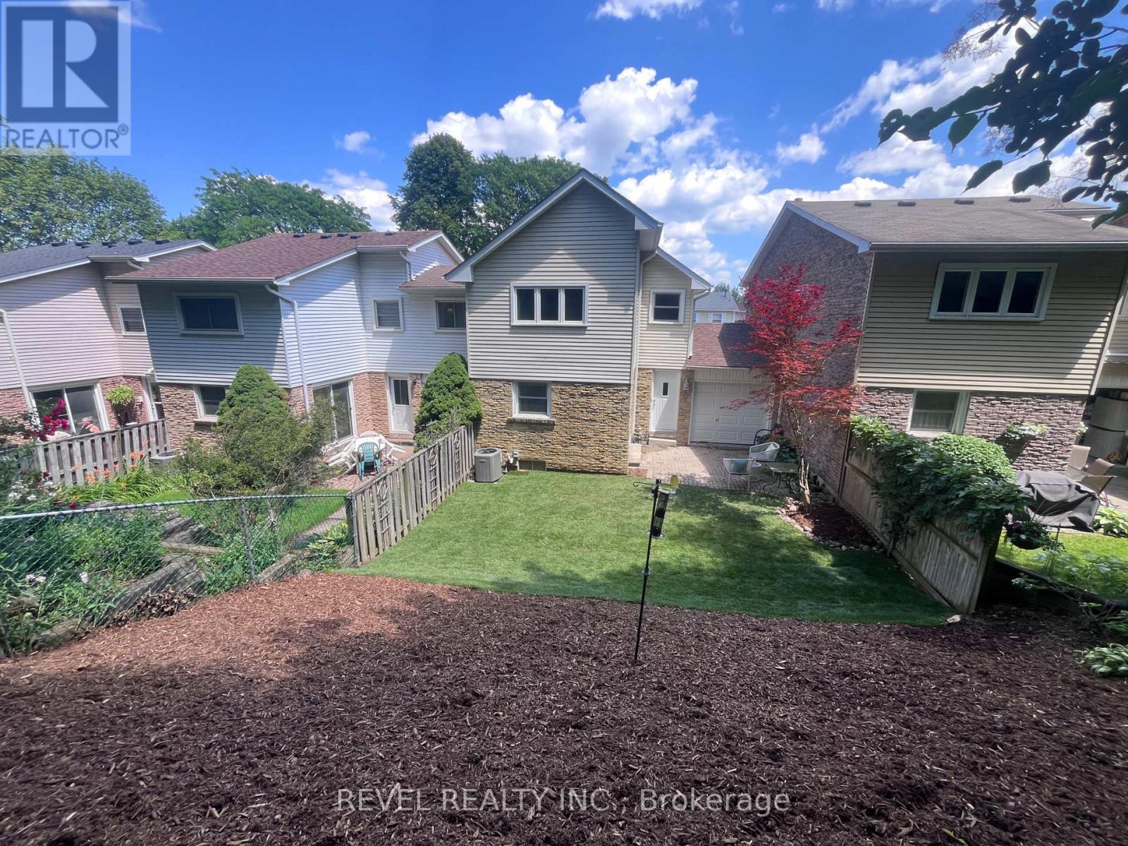 26 Parkland Court, Aurora, Ontario  L4G 3M6 - Photo 6 - N13539586