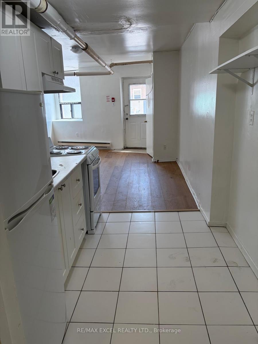 2 - 2863 Dundas Street W, Toronto, Ontario  M6P 1Y9 - Photo 7 - W13551612