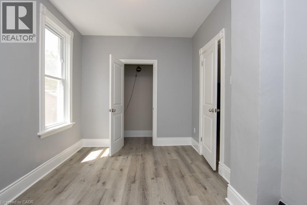 19 KITCHENER Avenue Unit# 1 - Photo 20